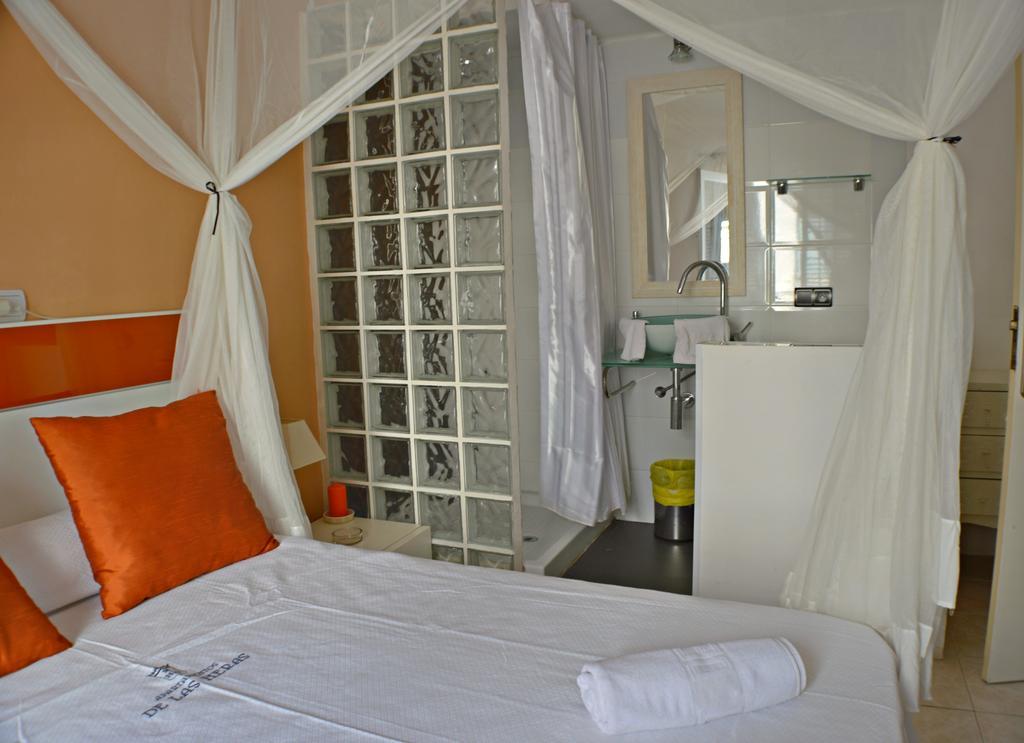 Apartamentos De Las Heras Ibiza Extérieur photo